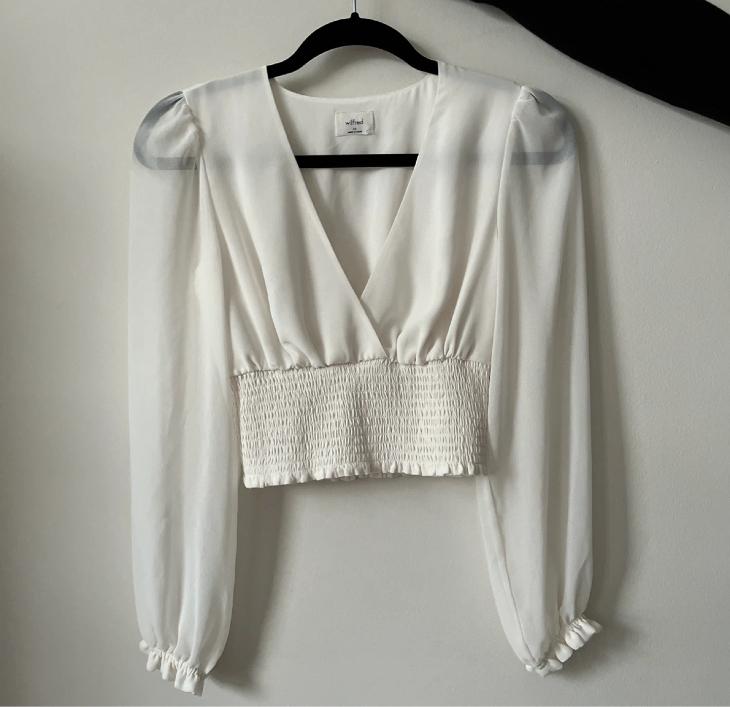 Aritzia Wilfred Longsleeve Cropped Blouse - Size XS