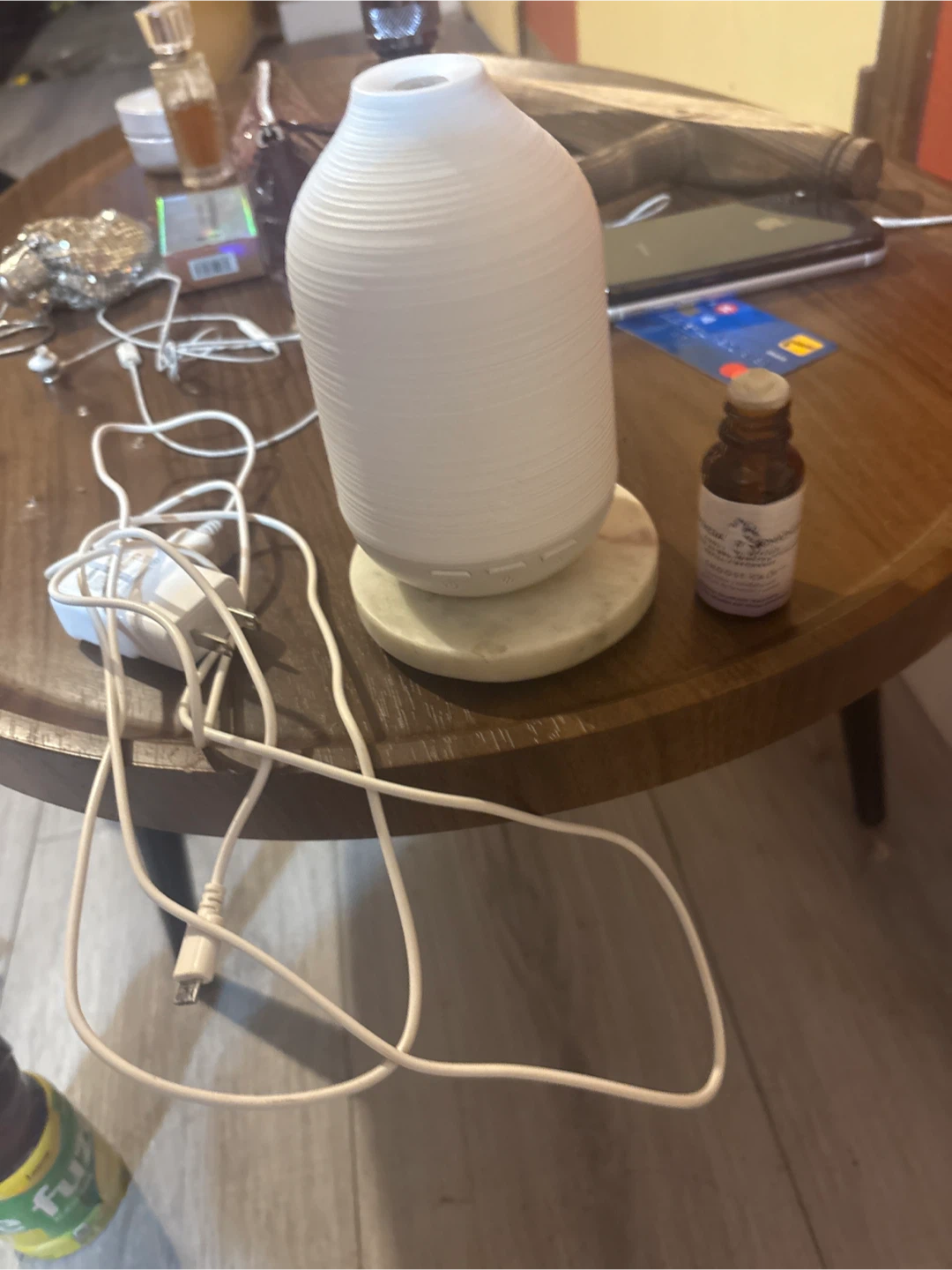 Aromatherapy Diffuser with Charger - photo 5