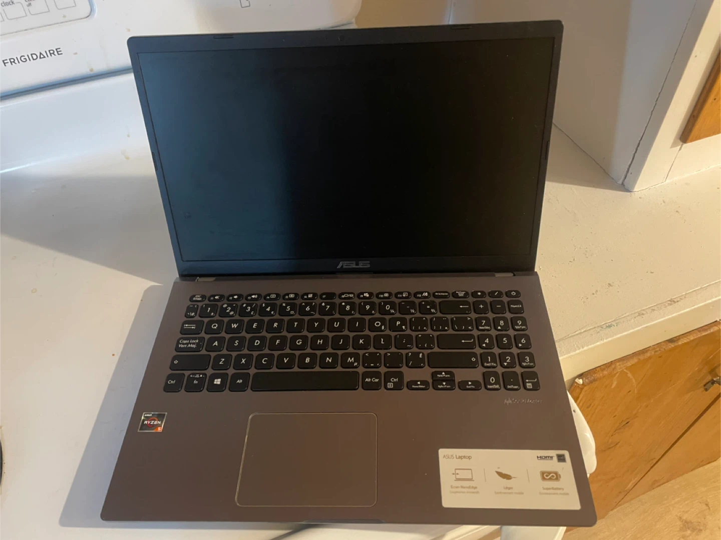 Asus Vivobook M509DA Laptop - Ryzen 5, 8GB RAM