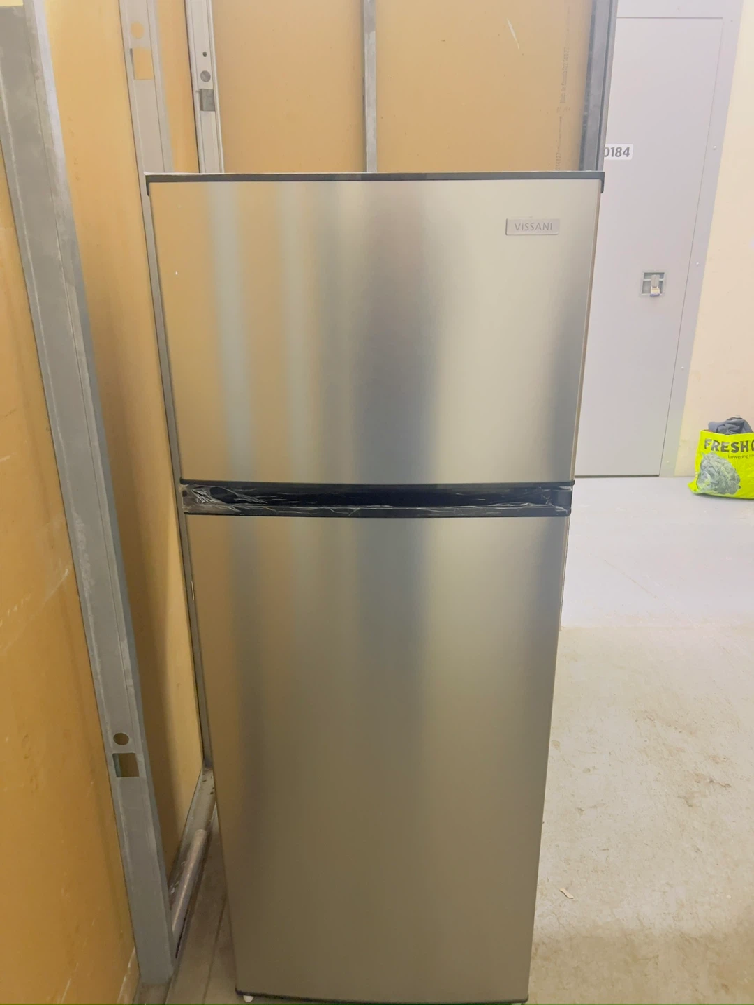 Vissani 7.1 cu. ft. Refrigerator - Like New! - photo 2