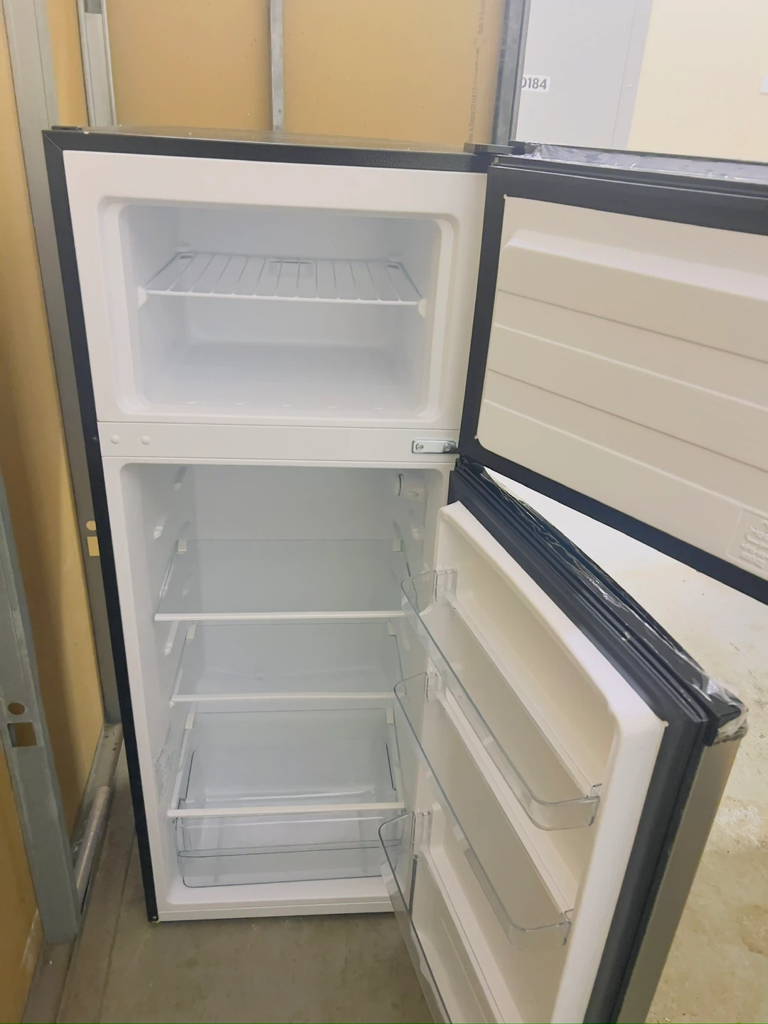 Vissani 7.1 cu. ft. Refrigerator - Like New! - photo 3