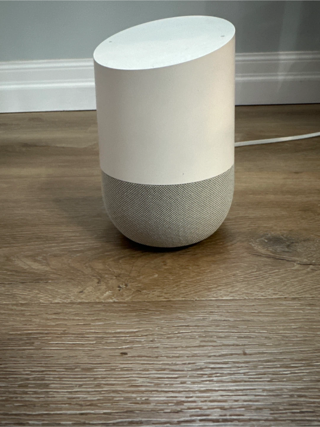 Google Home Smart Speaker - Voice Activated