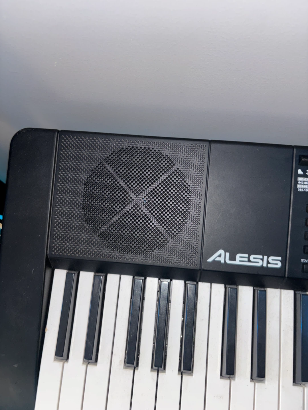 Alesis Bravo 61 Keyboard - photo 3