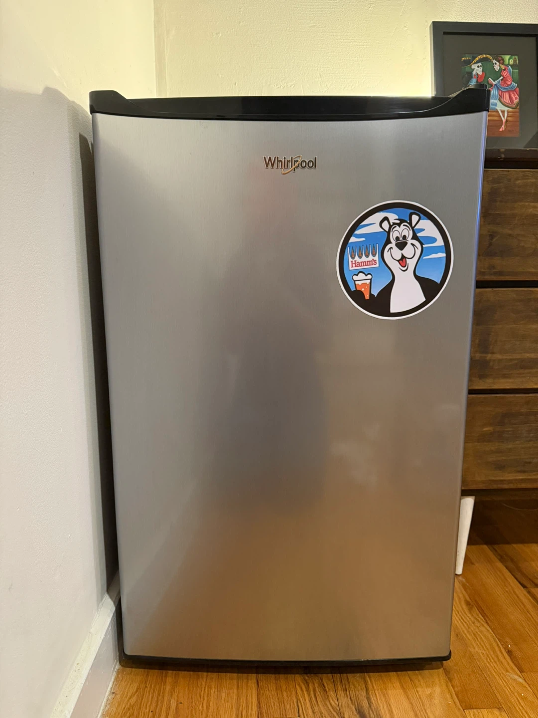 Whirlpool mini fridge with freezer - photo 2