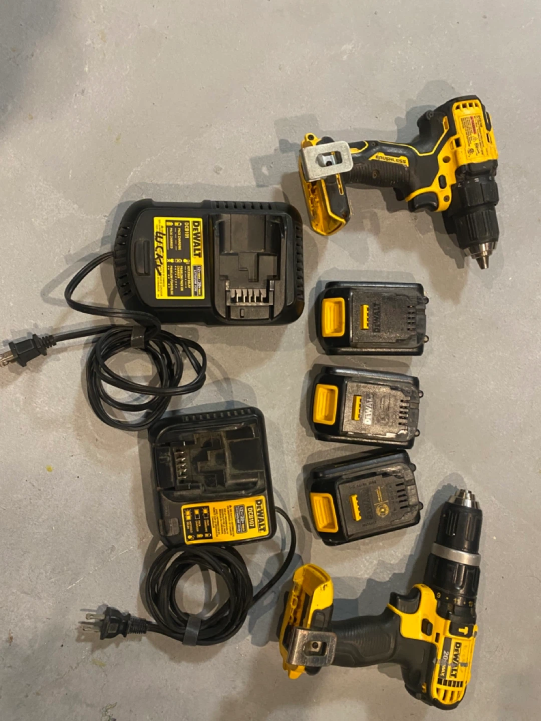DeWalt 20V MAX Cordless Drill Combo Kit - photo 2