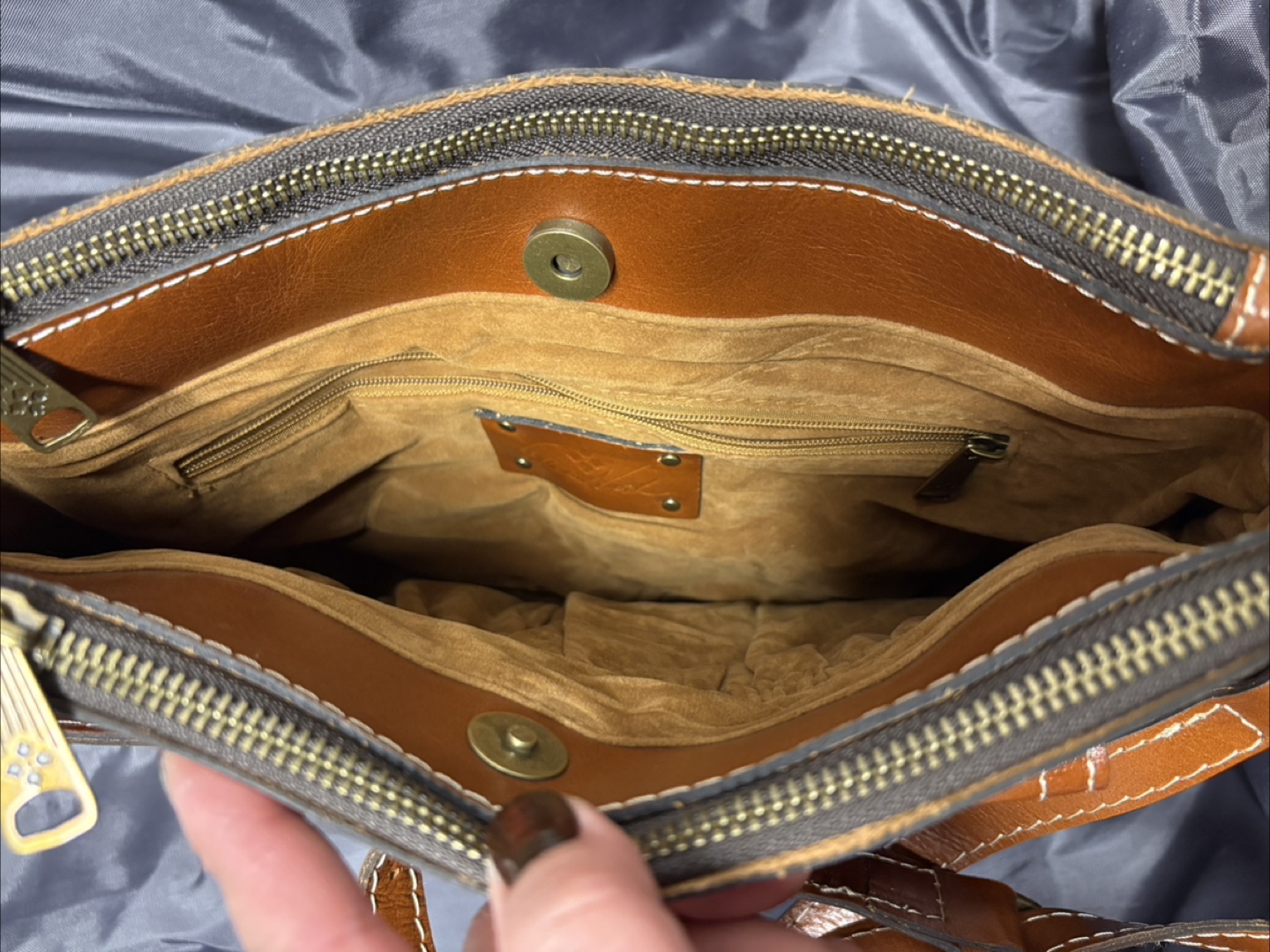 Patricia Nash Leather Crossbody Bag - photo 4