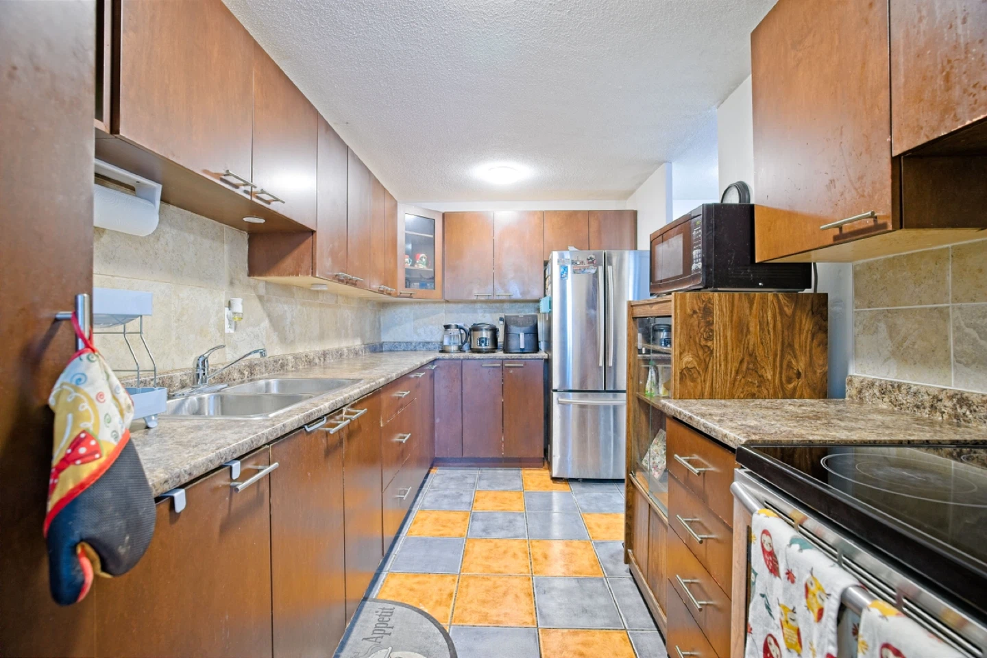 2 bedroom condo for sale - photo 5