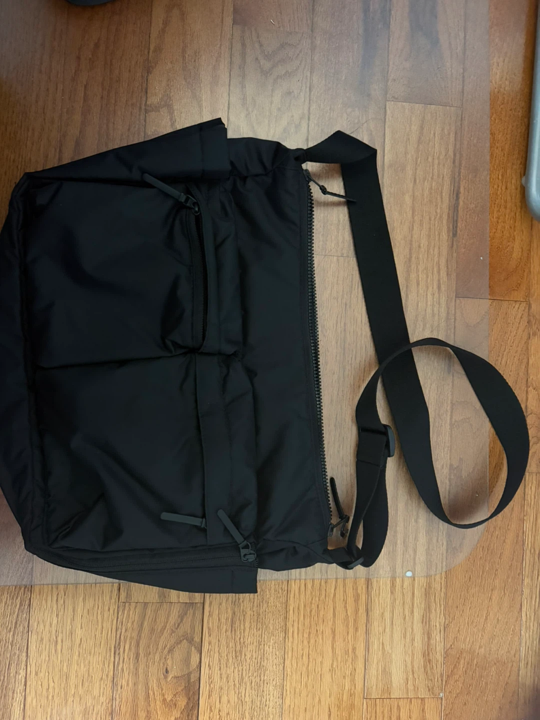 🧡 Black Shoulder Bag
