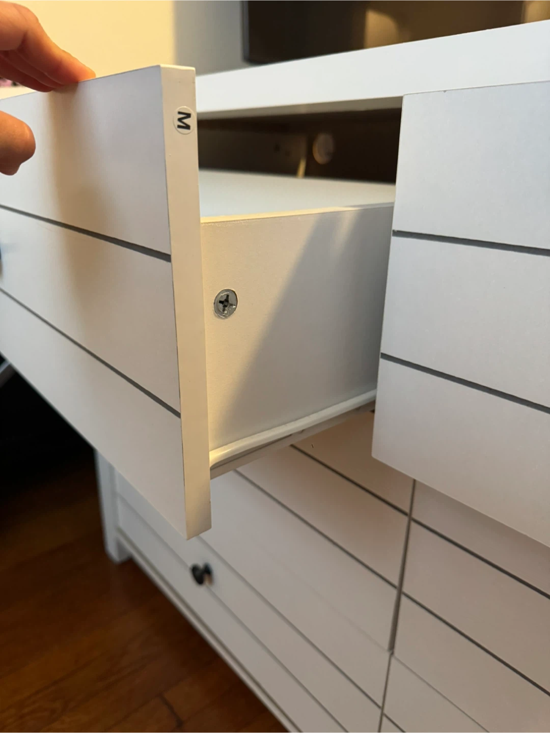 White 6-Drawer Dresser - photo 3
