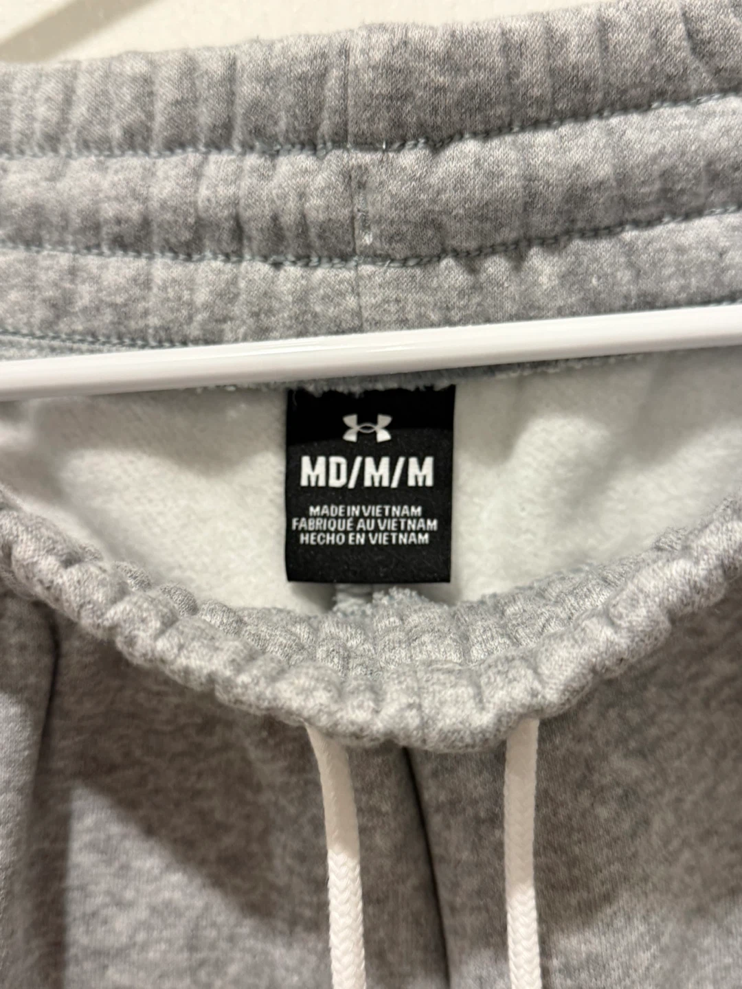Under Armour Grey Sweatpants - Size Medium - photo 4