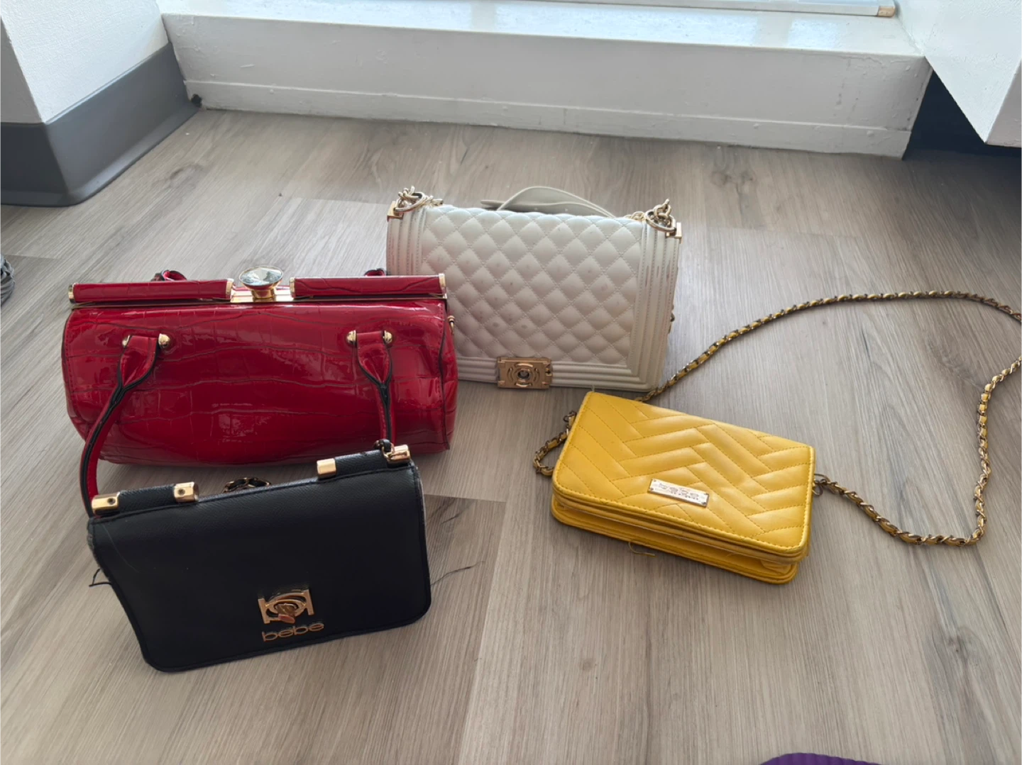 Lot of women’s hand bags - photo 2
