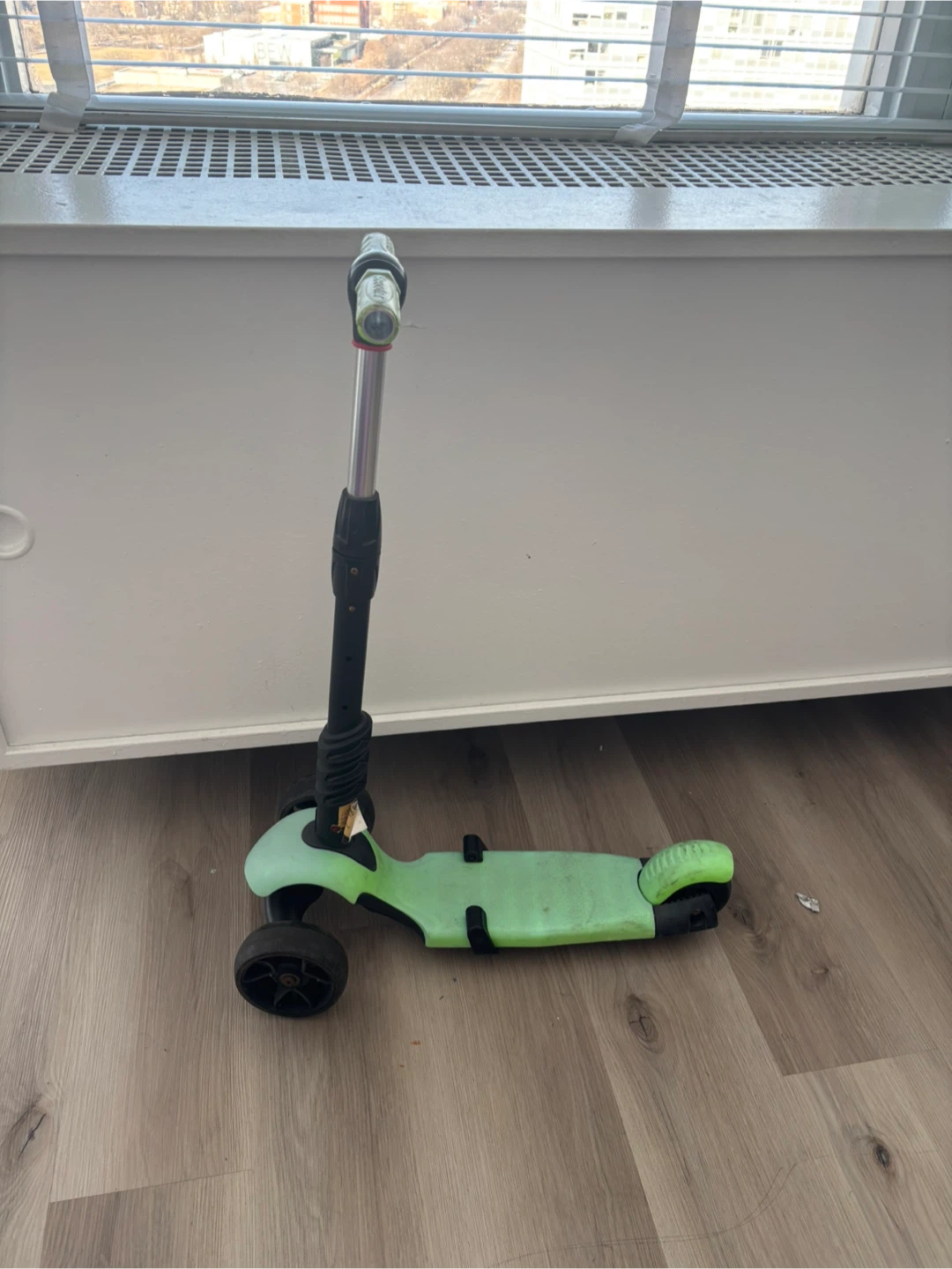 Green Kids Scooter - photo 2