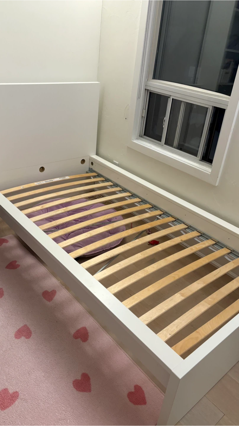 IKEA Single Bed Frame - White - photo 3