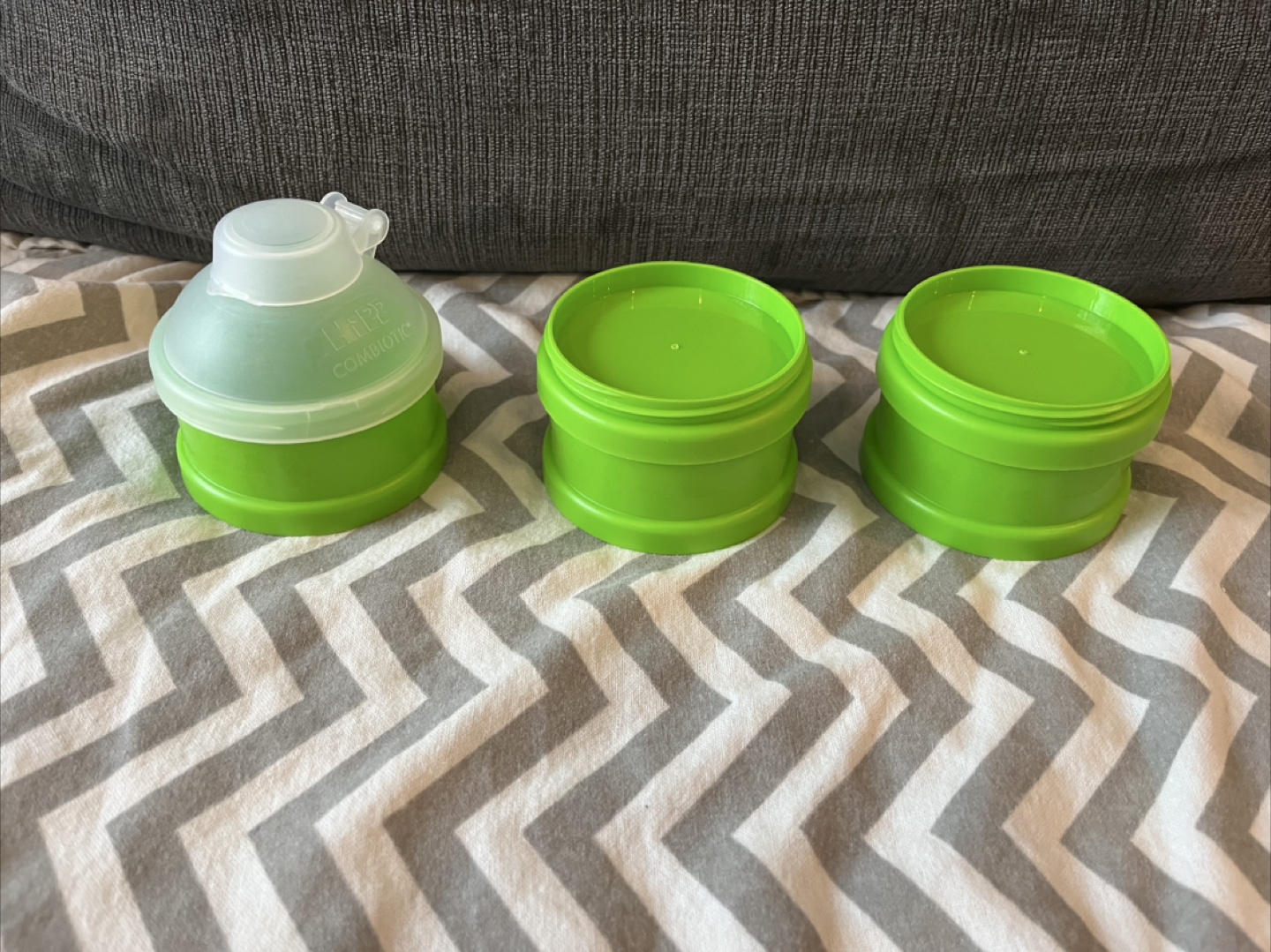 Portable Formula Container HIPP Brand - photo 2
