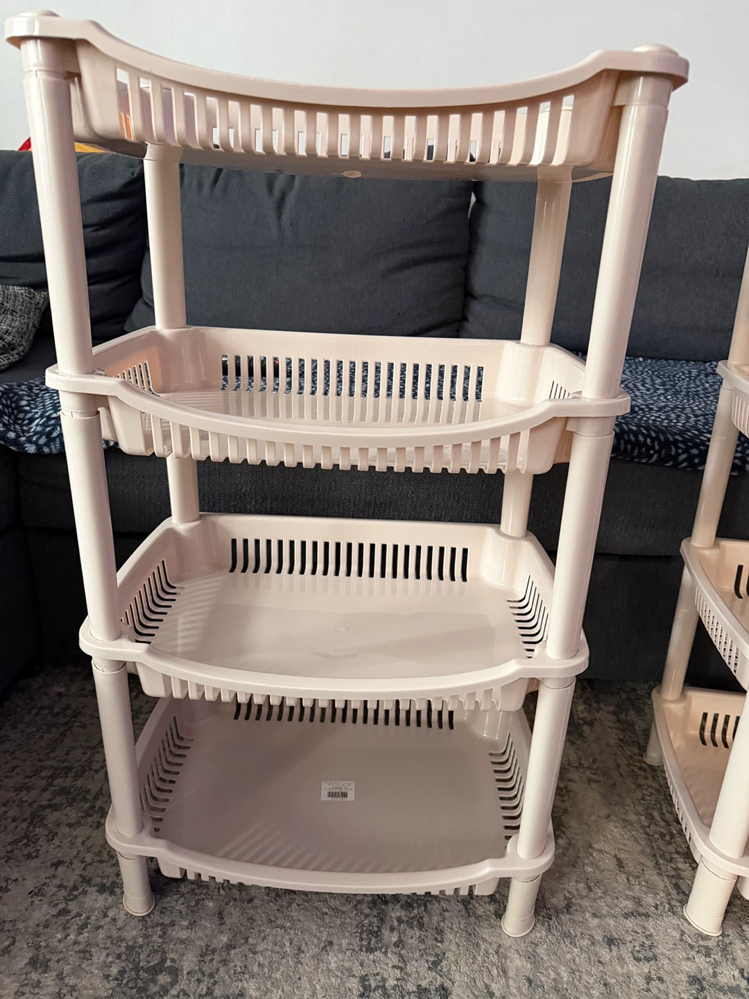 4-Tier Plastic Storage Shelves - Set of 2 - photo 3