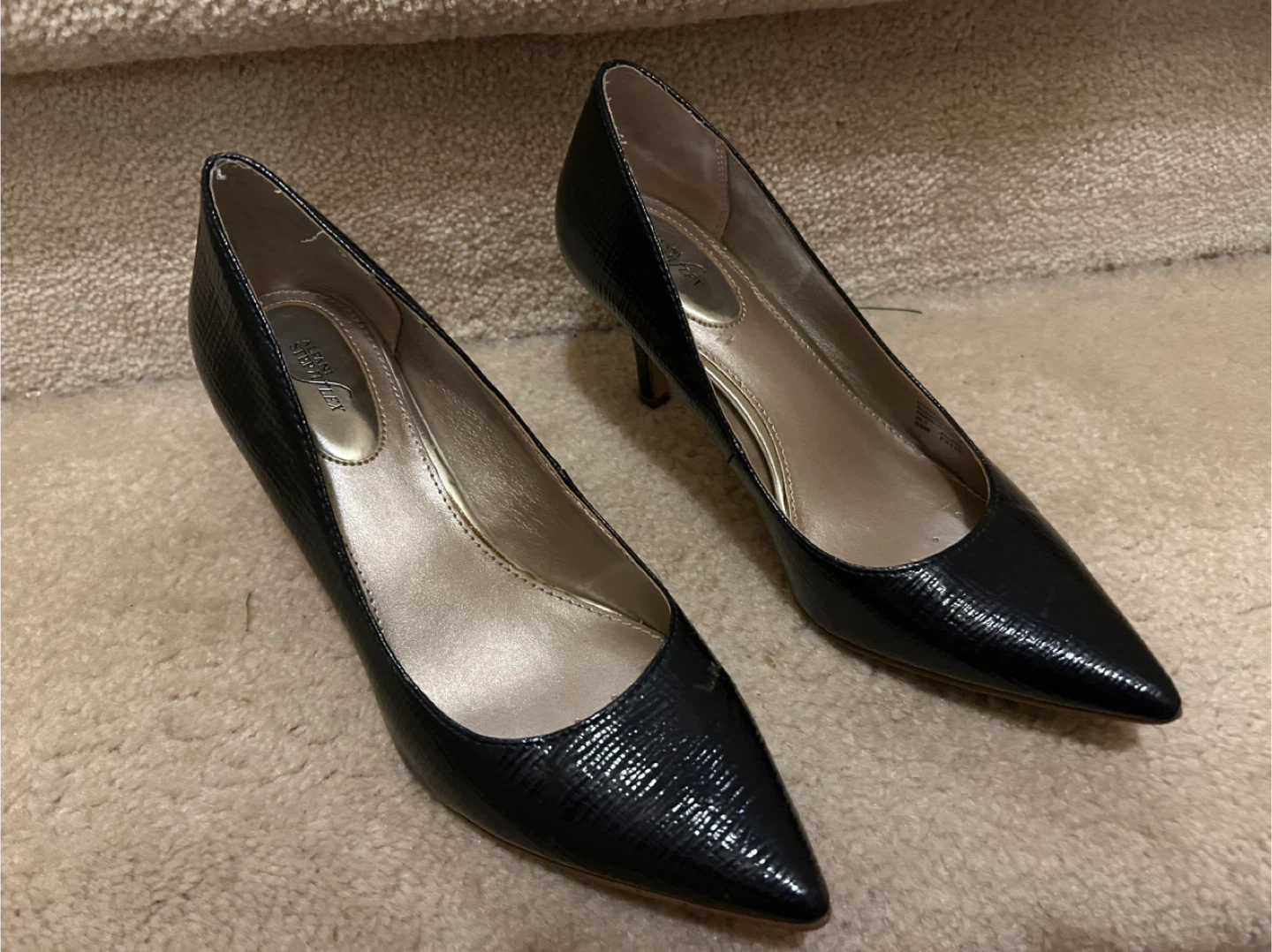 Classic Black Heels - Size 6.5 - photo 5