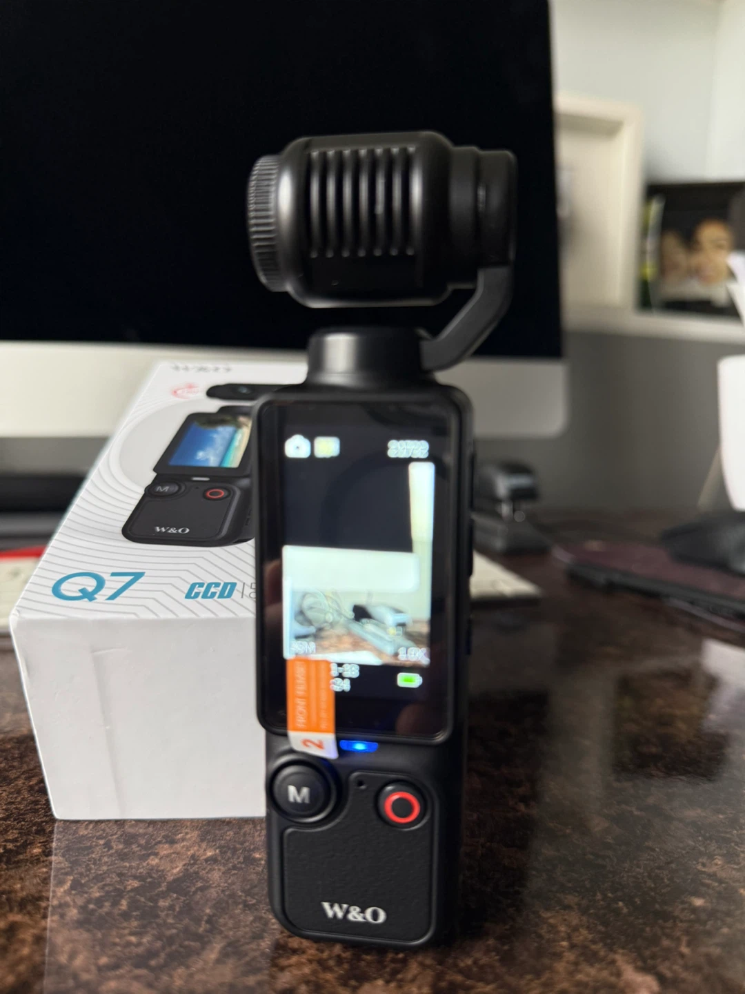 W&O Q7 CCD Digital Camera - photo 3