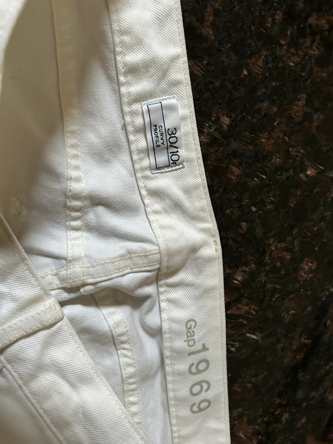 Gap 1969 Curvy Profile White Jeans - Size 30 - photo 2