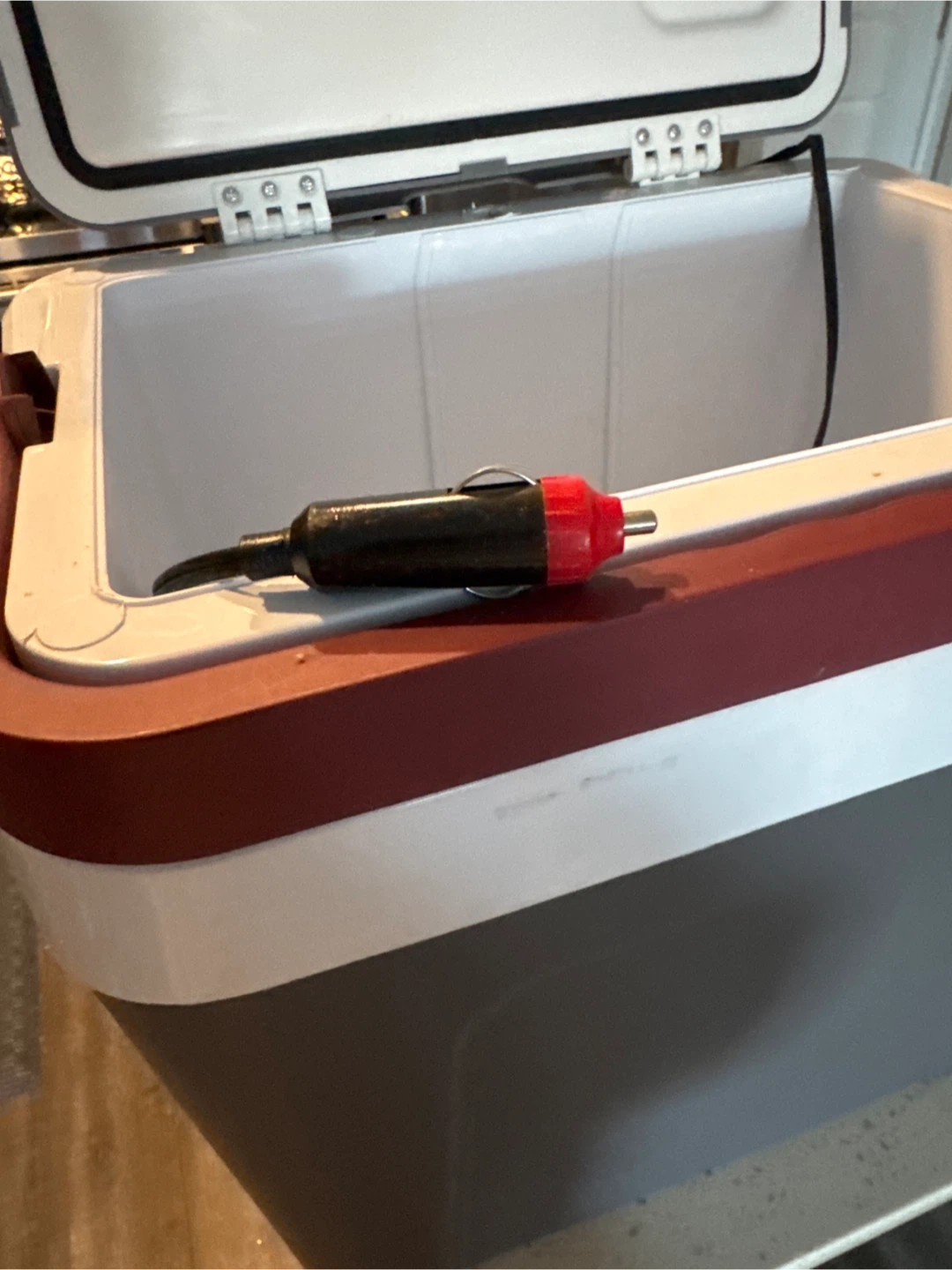 Portable 12V Car Cooler - photo 3