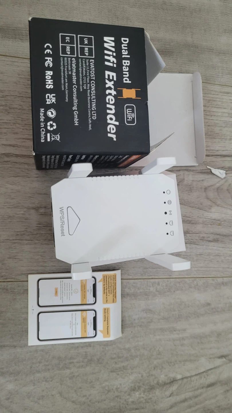Dual Band WiFi Extender - New in Box - photo 5