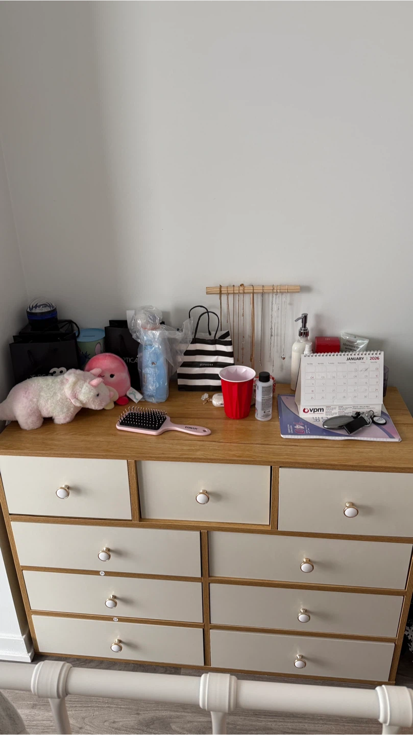 Dresser with Drawers - photo 2
