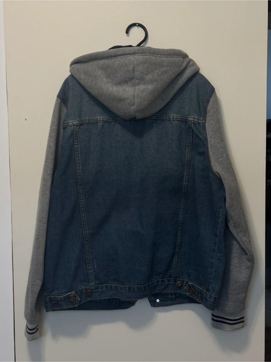 Urban Man Denim Jacket with Hoodie - Men’s XL ❤️ - photo 3