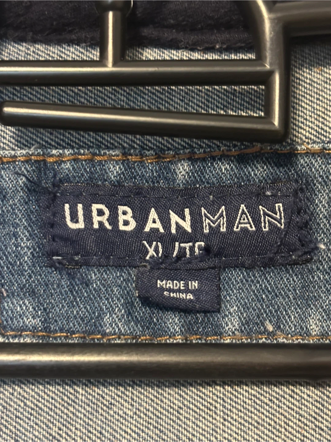 Urban Man Denim Jacket with Hoodie - Men’s XL ❤️ - photo 2