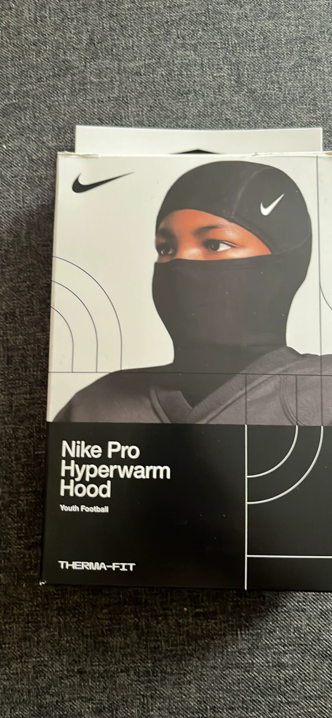 Nike balaclava youth 🥕