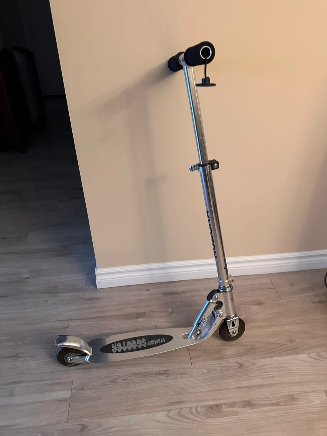 Razor Starlight Folding Scooter - photo 2