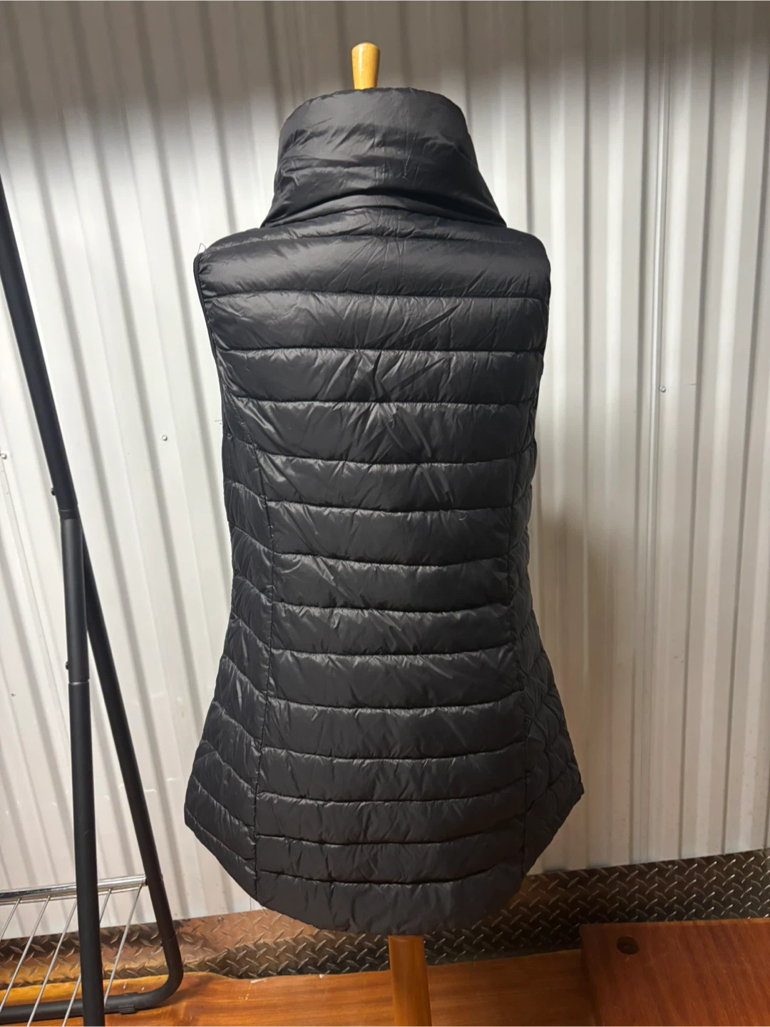 Black Puffer Vest - Size medium- small - photo 2