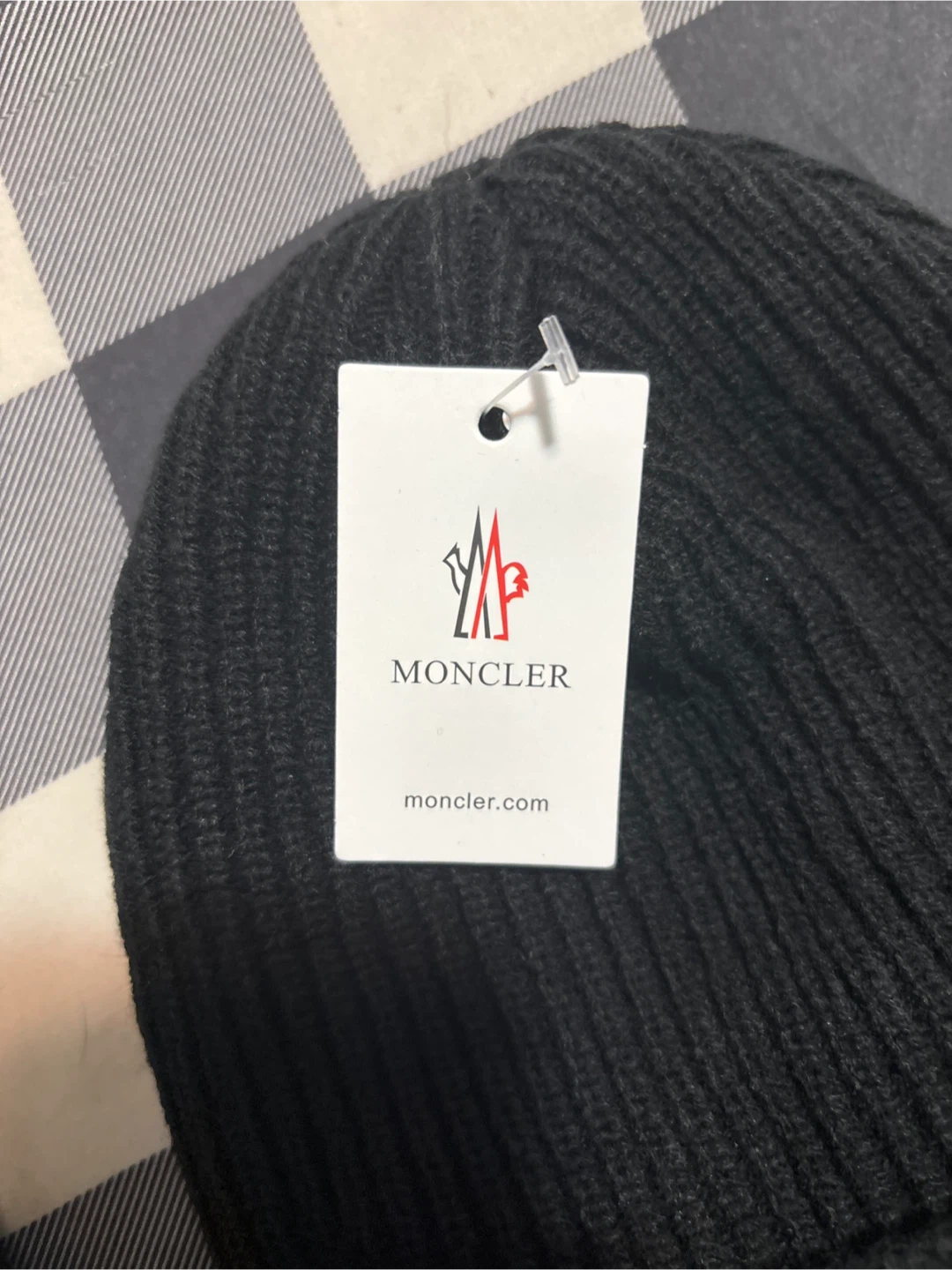 Moncler beanies - photo 2