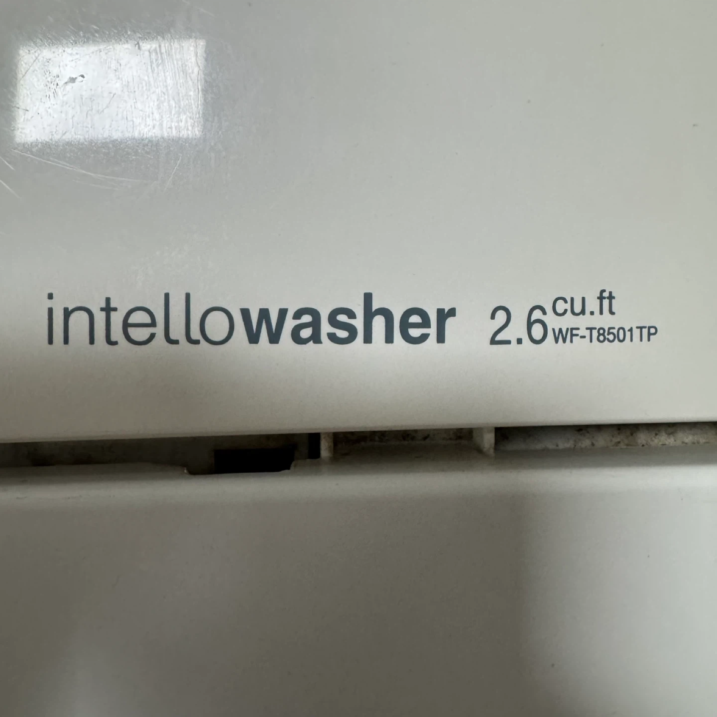 LG 2.6 cu.ft Top Load Washing Machine – Works Great - photo 3