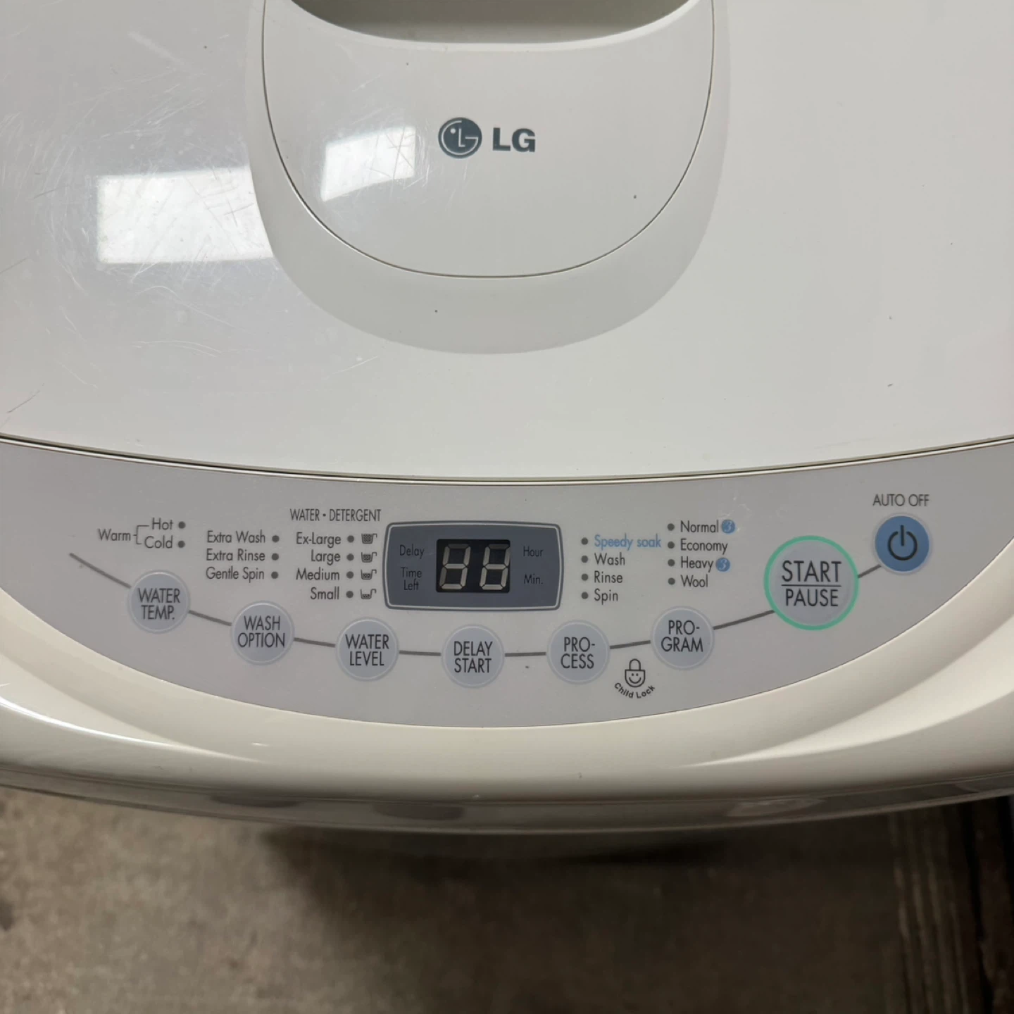 LG 2.6 cu.ft Top Load Washing Machine – Works Great - photo 5