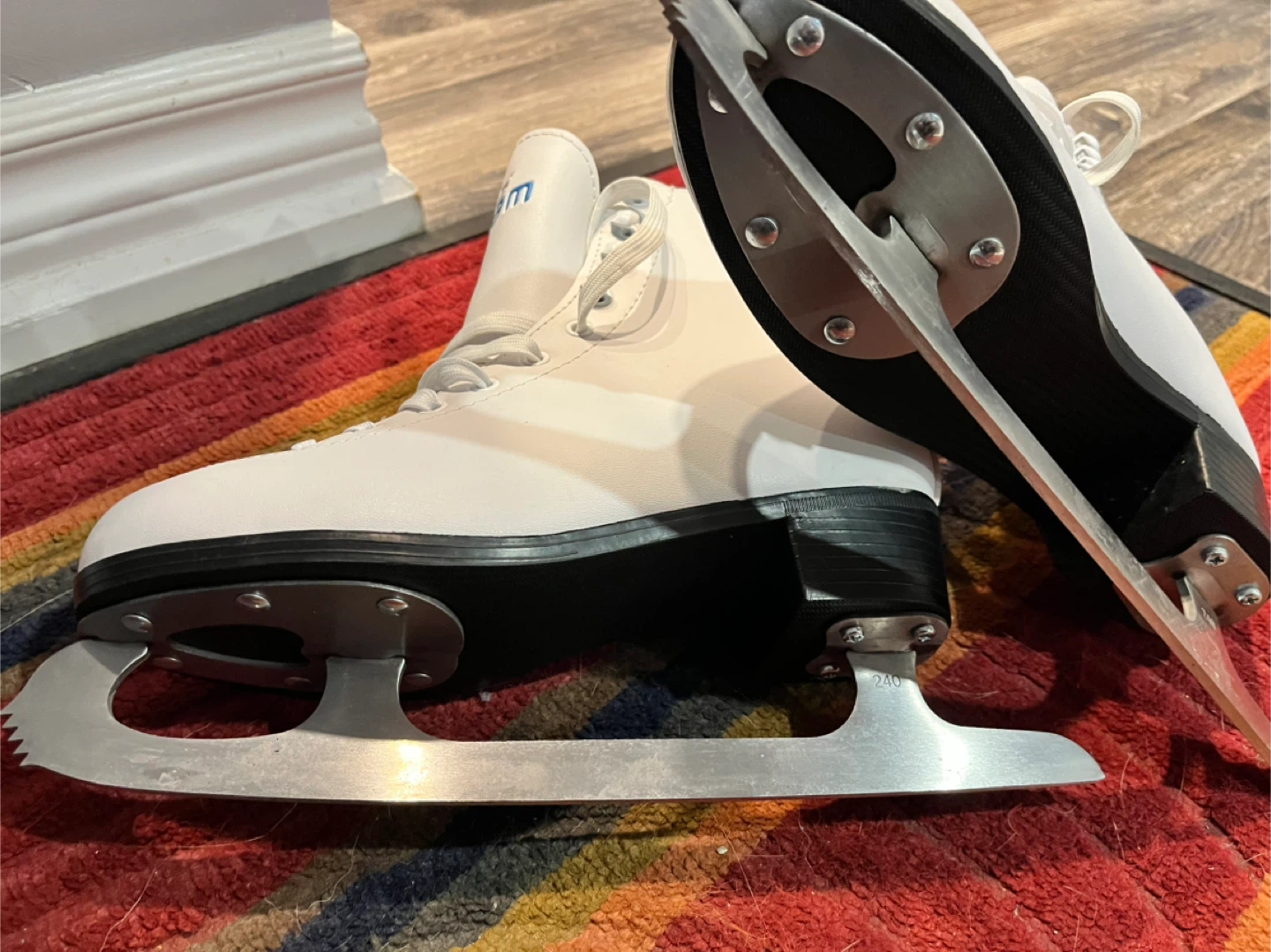 Vic “Dream” Ice Skates - Size US 6 - photo 3