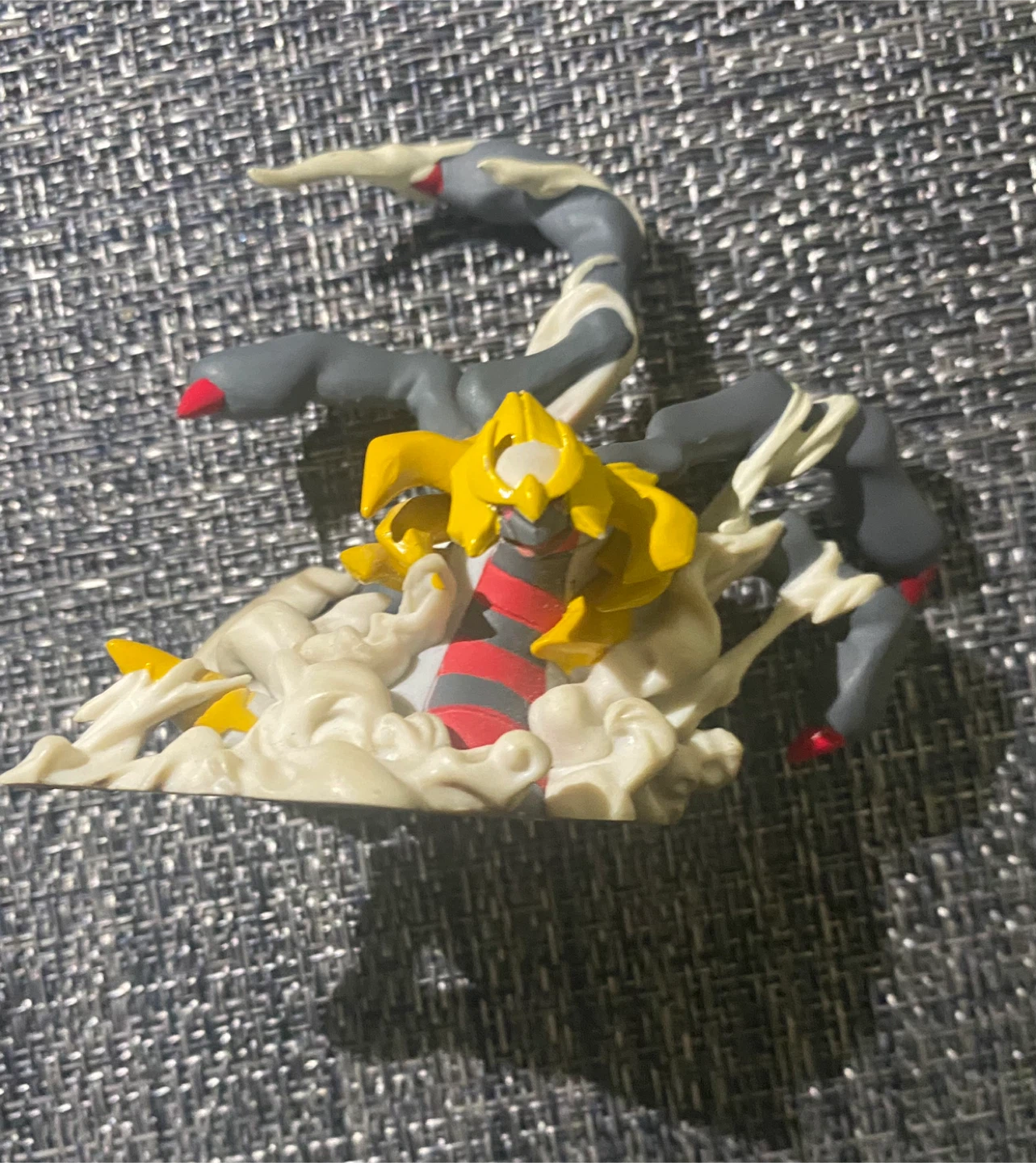 Exclusive Pokemon Giratina Origin Form Figure