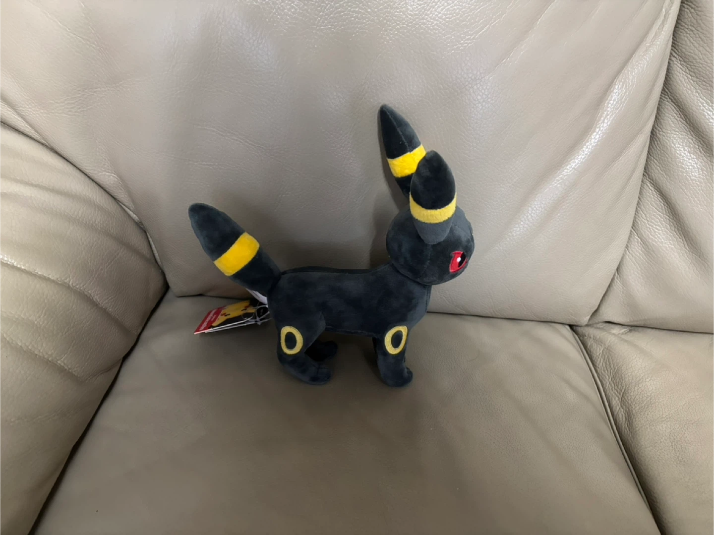 Pokémon Center Umbreon Plush with tags - photo 2