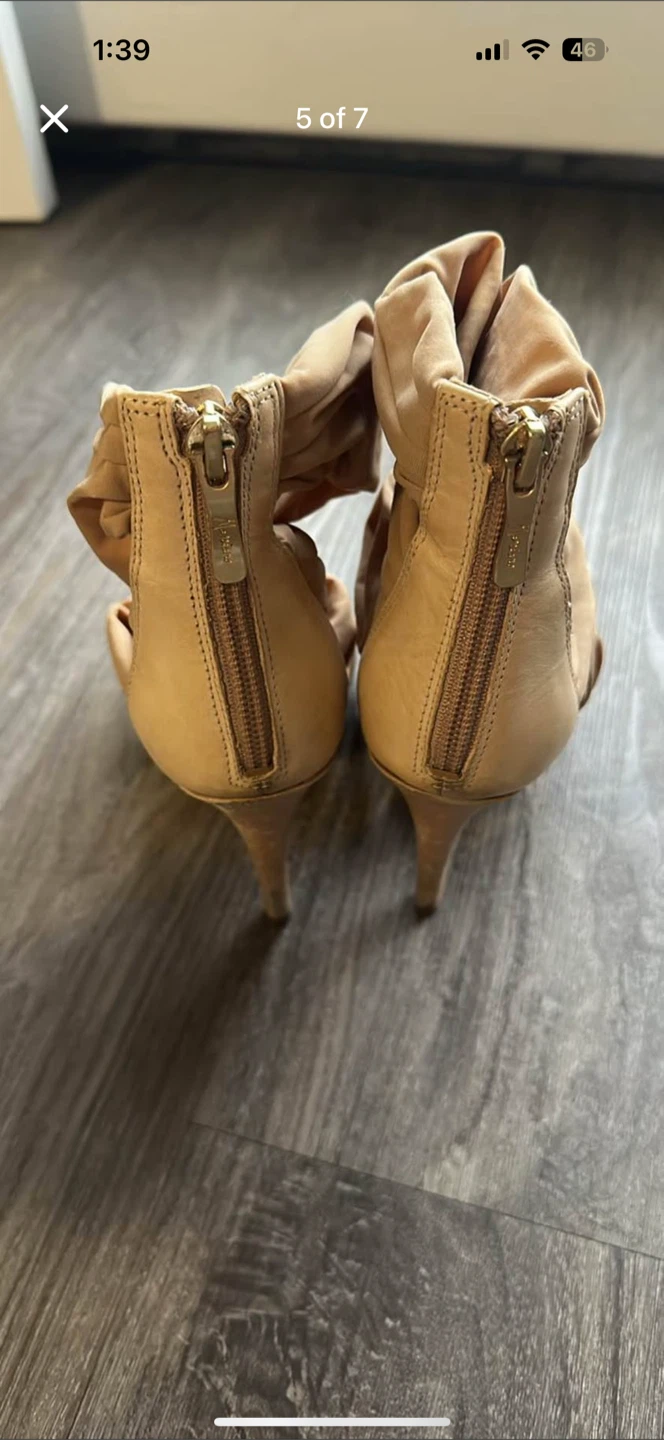 Guess Marciano Heels, Size 7M - photo 5