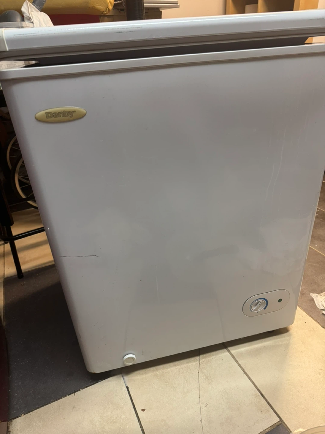 Danby 3.6 cubic feet Chest Freezer