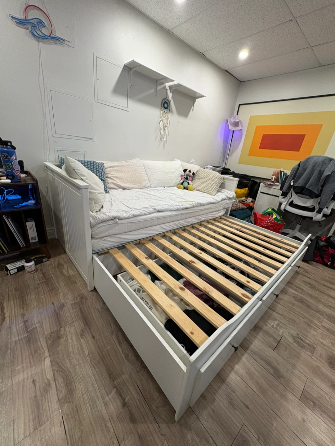 White Daybed with Trundle and Storage Drawers - photo 5