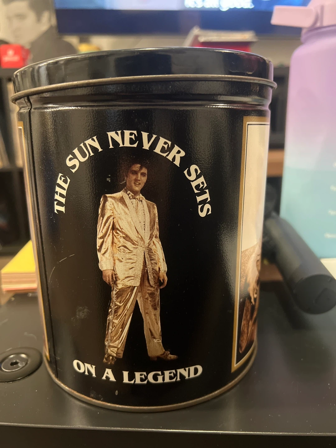 Elvis Presley 'The Sun Never Sets' Tin - photo 3