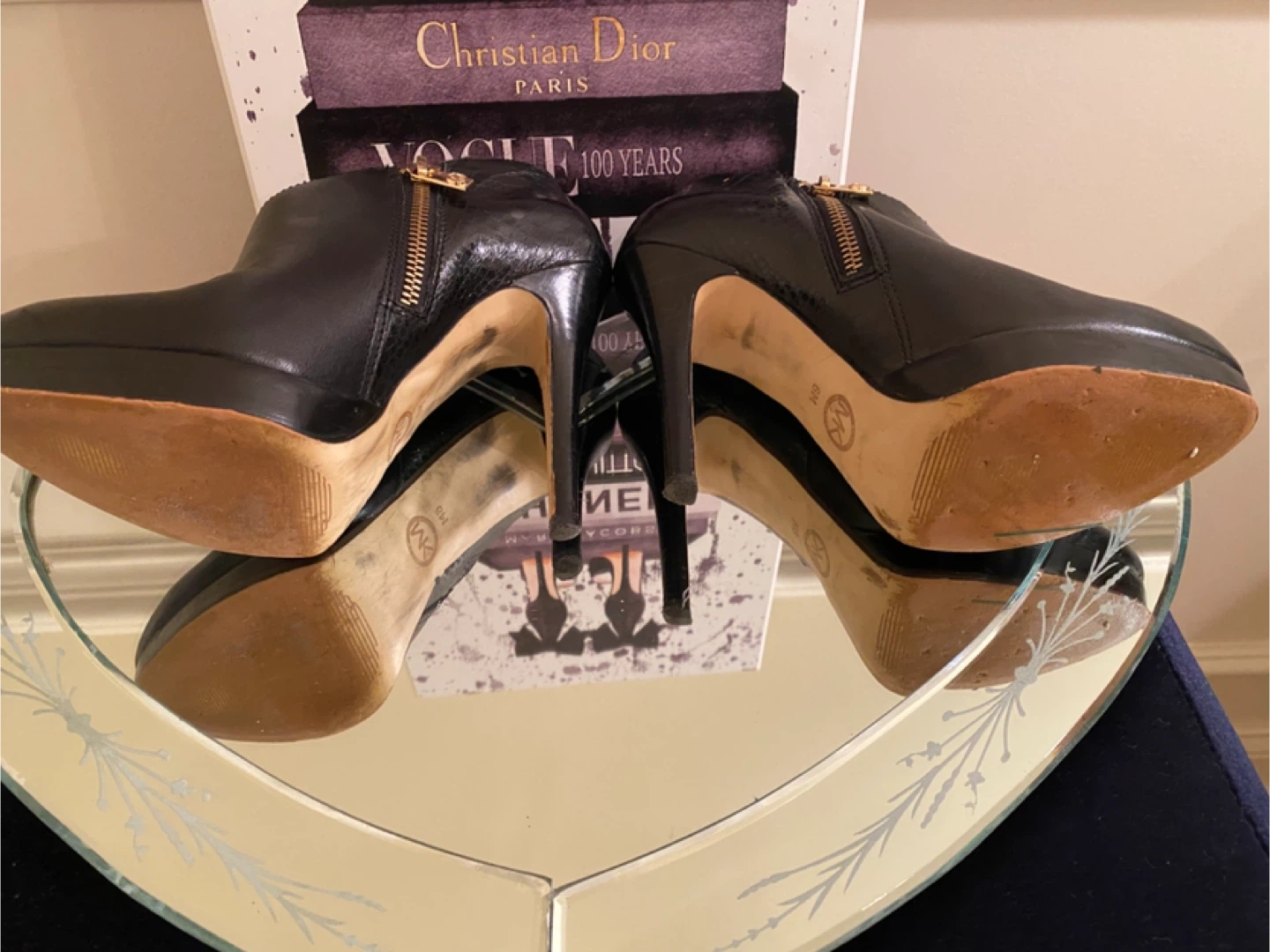 Michael Kors Black Leather Heels - Size 6M - photo 3
