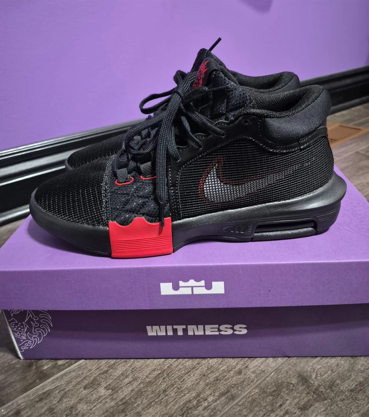 Nike LeBron Witness VIII Black/Red Size 9.5 - photo 4