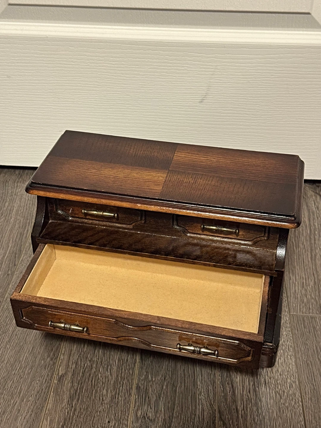 Antique Wooden Jewellery Box - photo 3