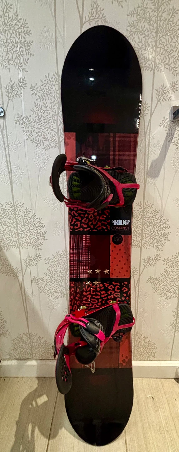 Ride snowboard (150cm) + Ride bindings (w 7-9)