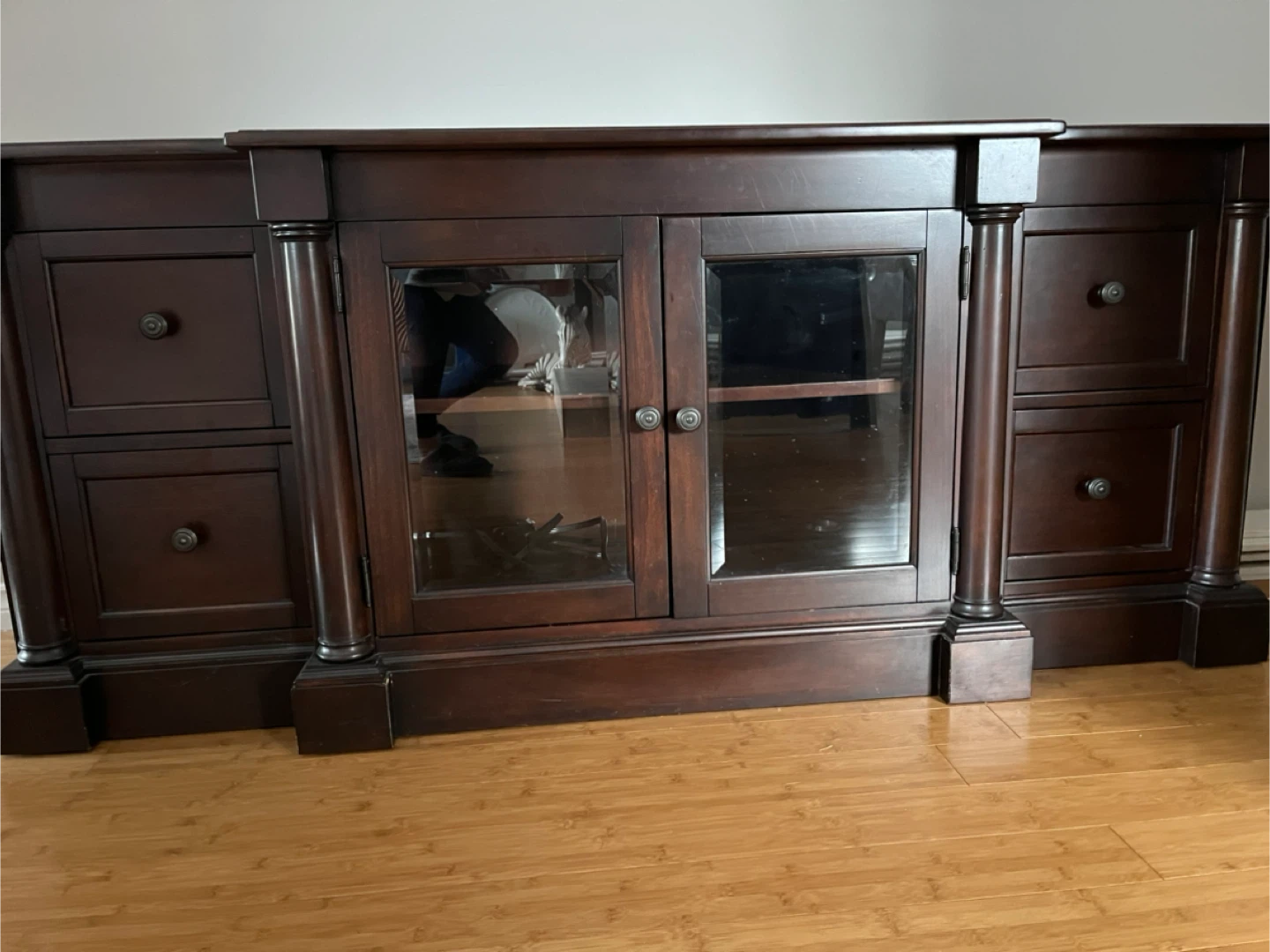 Broadmoore Ridgeland TV Console