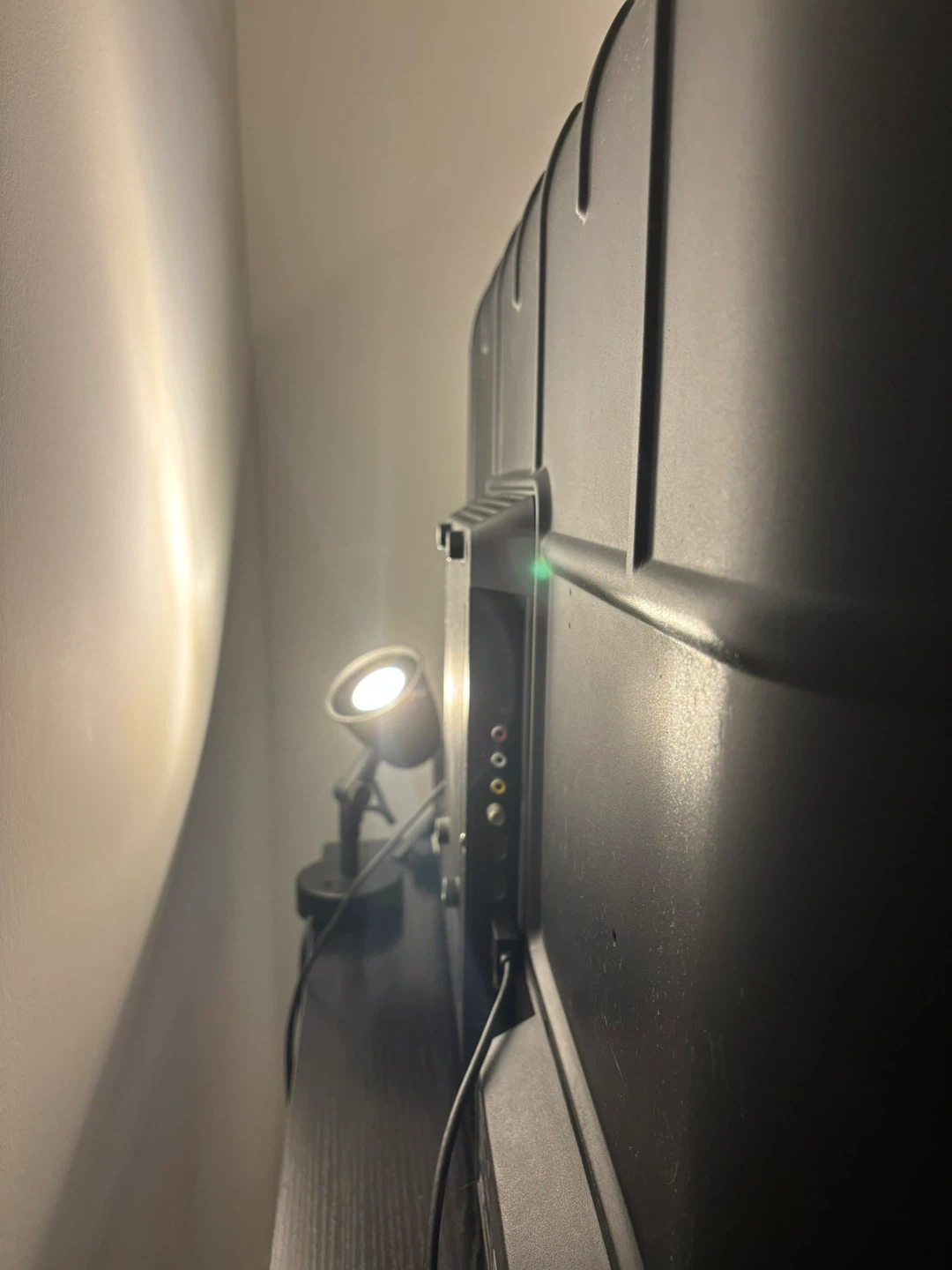 Hisense TV 43inch - photo 2
