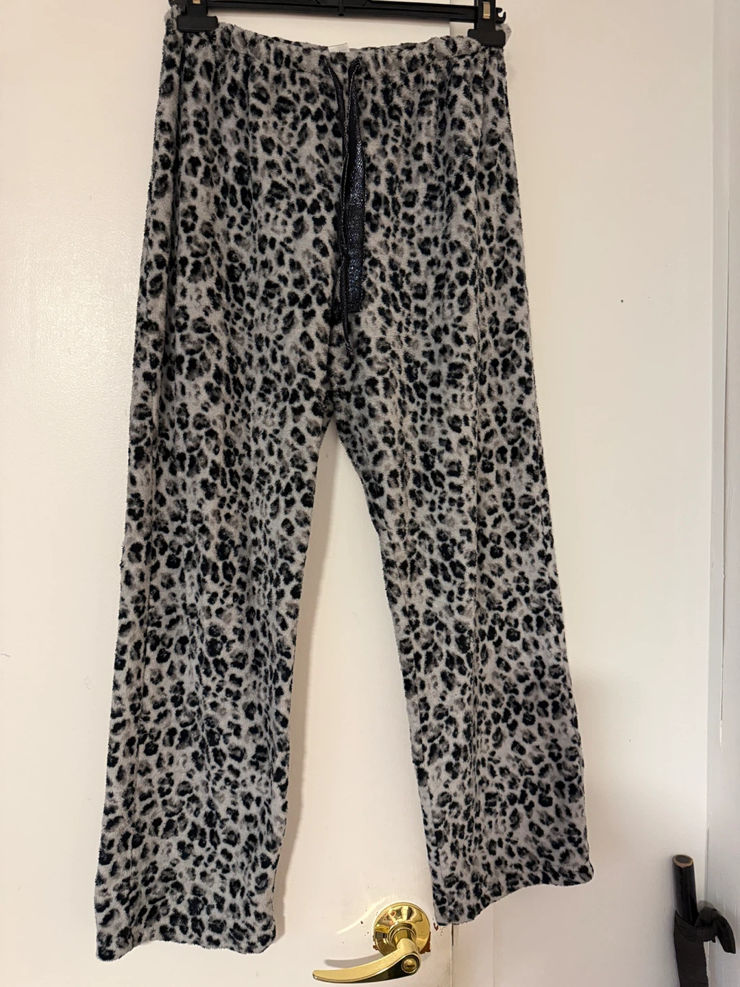 Pillow Talk Leopard Print pajama Pants - Size L
