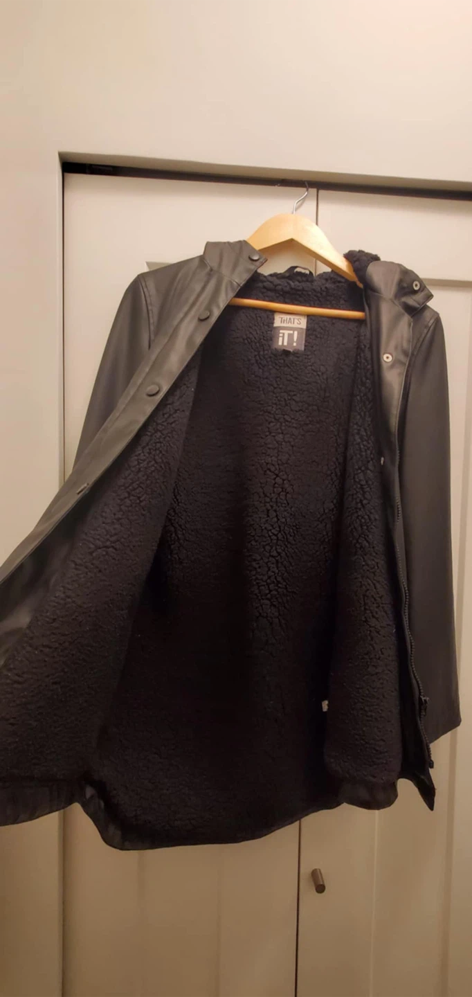 Black Raincoat for Sale! - photo 2