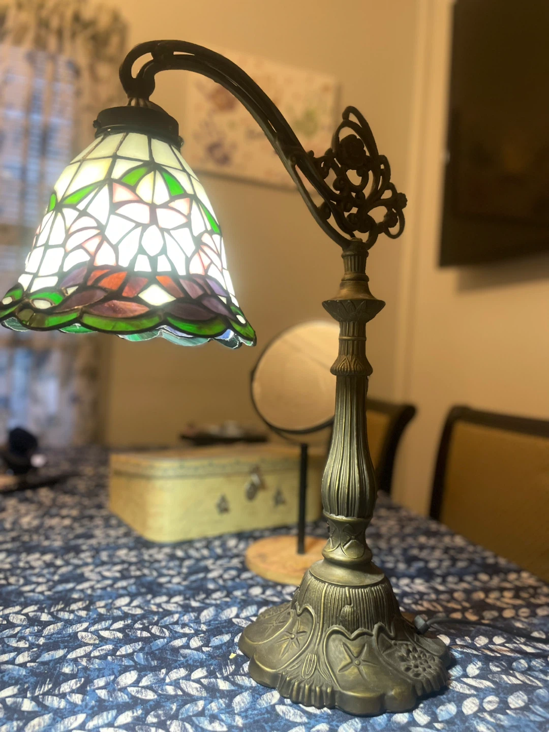 Stained Glass Style Desk Lamp