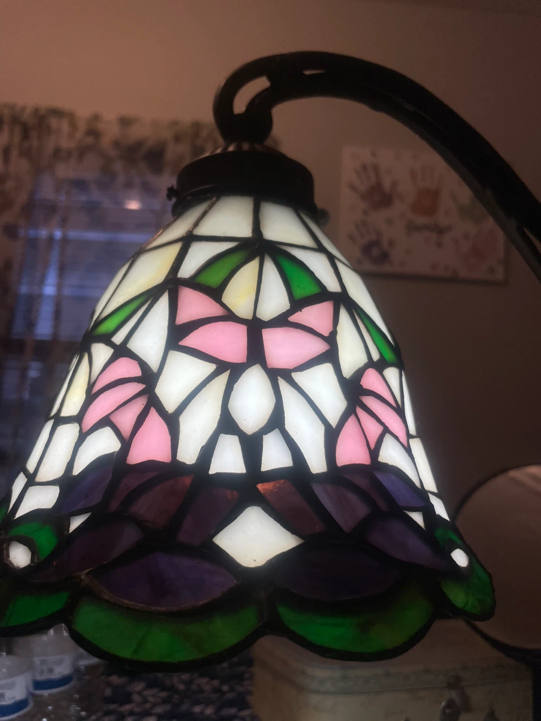 Stained Glass Style Desk Lamp - photo 3